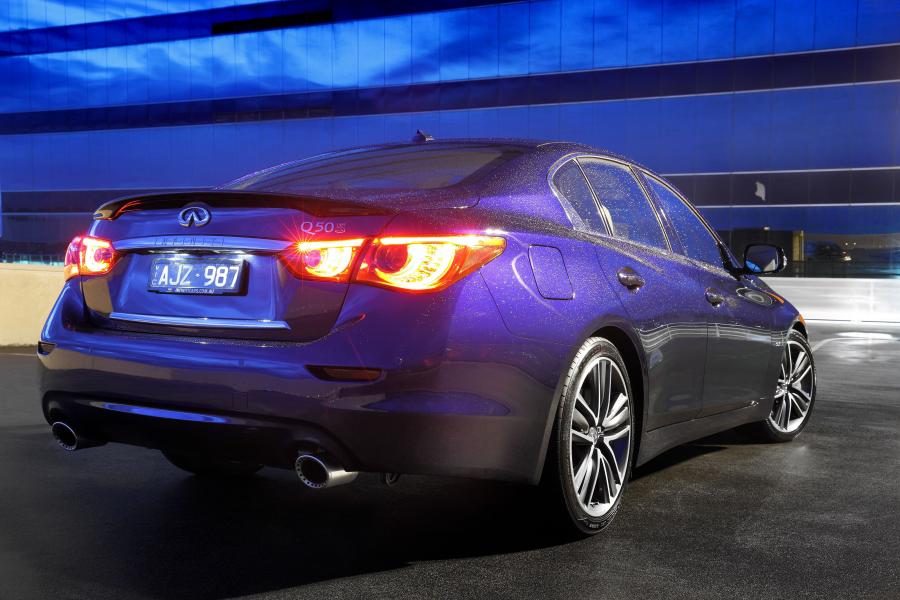  Infiniti Q50S 3.0t 2016 года  (AU) (фото 18 из 22)